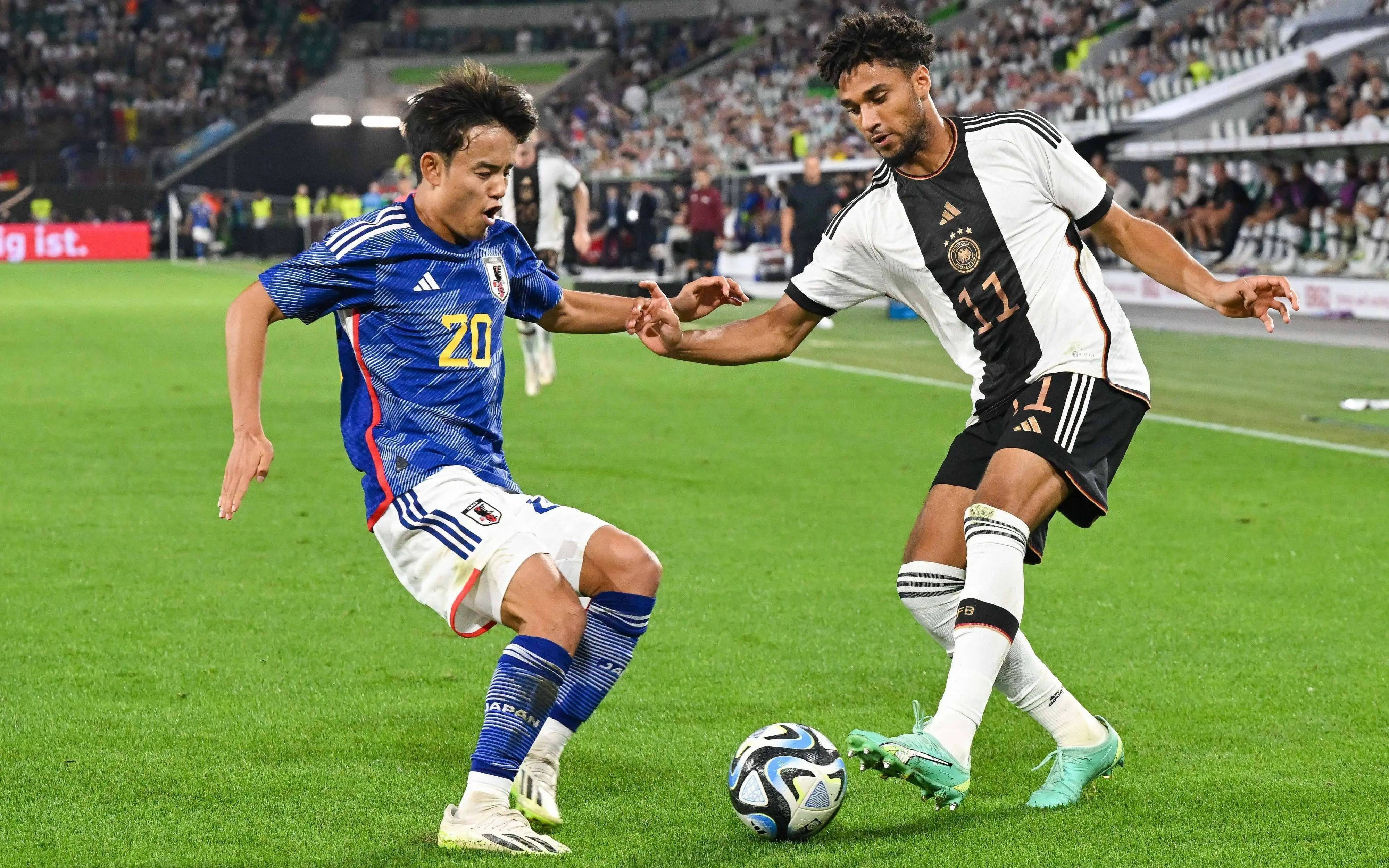 开元体育官方网站-关键时刻足总杯焦点战，切尔西绝杀压哨，话题不断，年轻球员得到机会(切尔西夺得足总杯)