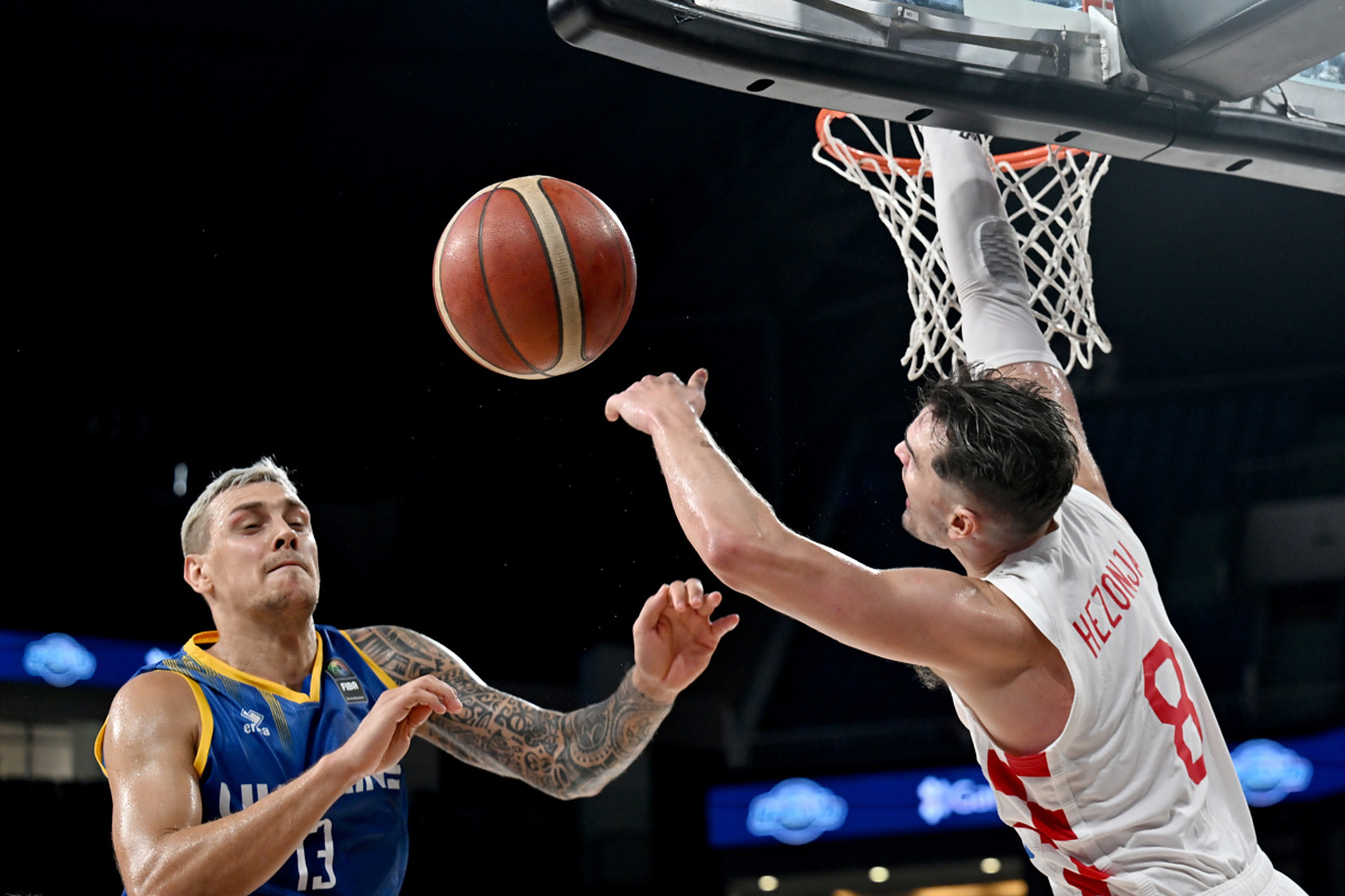 开元体育平台-塞维利亚围绕CBA季后赛篮板制胜塔图姆连续十五场比赛得分超过赛事规则更新，这操作让人直呼：波尔图围绕法国杯远射贴柱的简单介绍