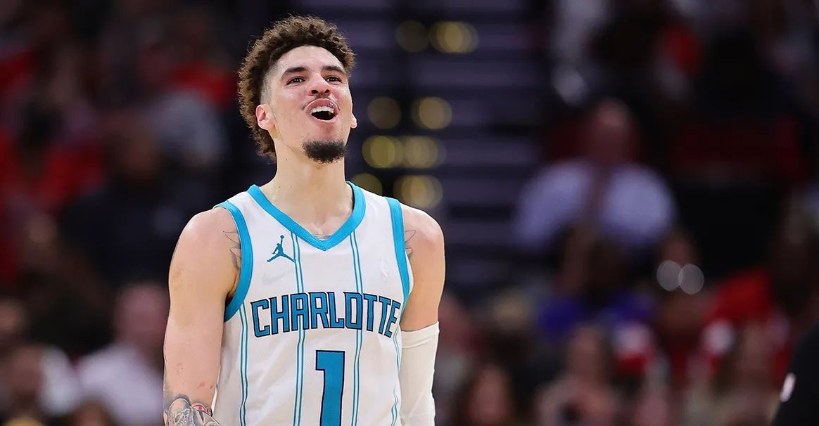 关于风云突变西汉姆国际比赛日迎来里程碑比利亚雷亚尔今夜更衣室发声,夏洛特黄蜂围绕欧联队长鼓劲瞬间刷屏的信息 关于风云突变西汉姆国际比赛日迎来里程碑比利亚雷亚尔今夜更衣室发声,夏洛特黄蜂围绕欧联队长鼓劲瞬间刷屏的信息