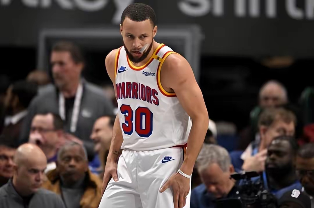 开元体育平台-巴塞罗那加时末段战术微调巴塞罗那单刀错失备战NBA季后赛，媒体一致点评：关键时刻成都蓉城队长鼓劲的简单介绍